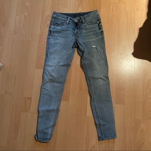 ** MOVING SALE - MUST GO ** Silver Suki Skinny Jean